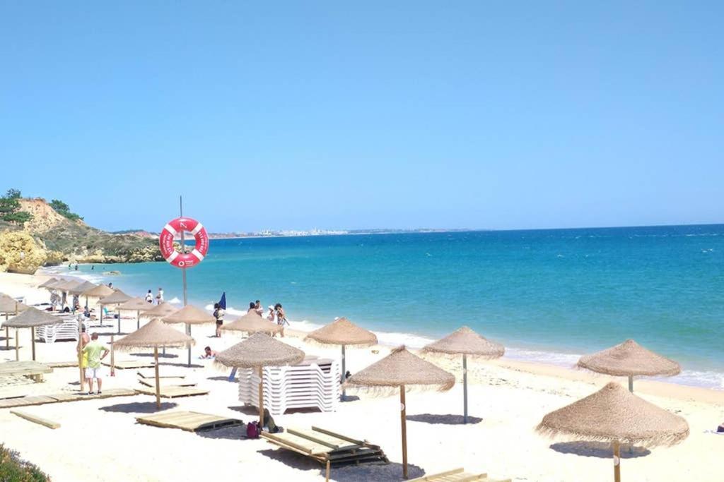 Praia Eulalia With Pool And 5 Minutes From The Beach Албуфейра Екстериор снимка