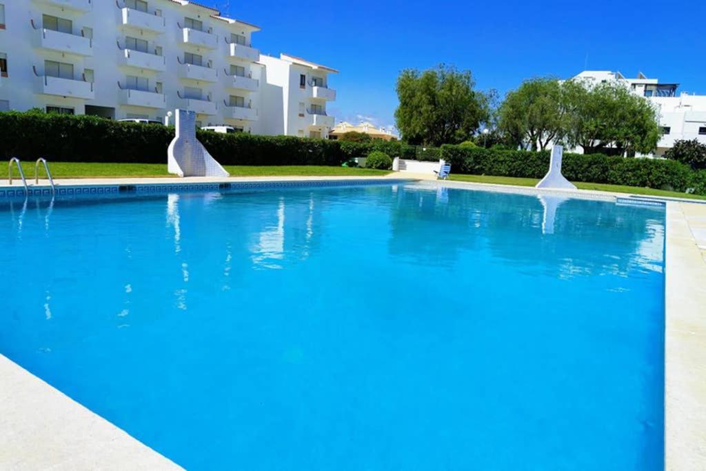 Praia Eulalia With Pool And 5 Minutes From The Beach Албуфейра Екстериор снимка