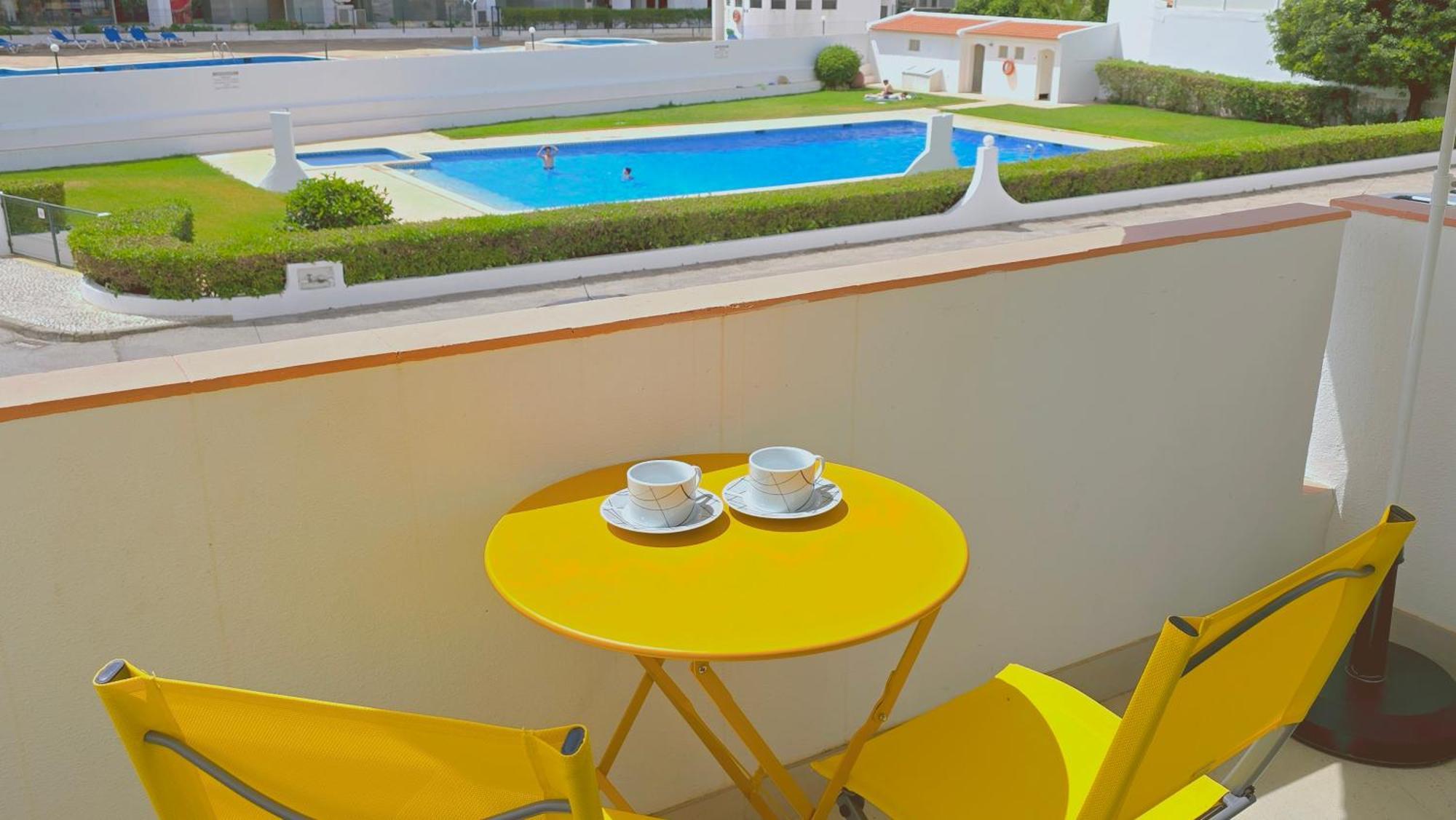 Praia Eulalia With Pool And 5 Minutes From The Beach Албуфейра Екстериор снимка