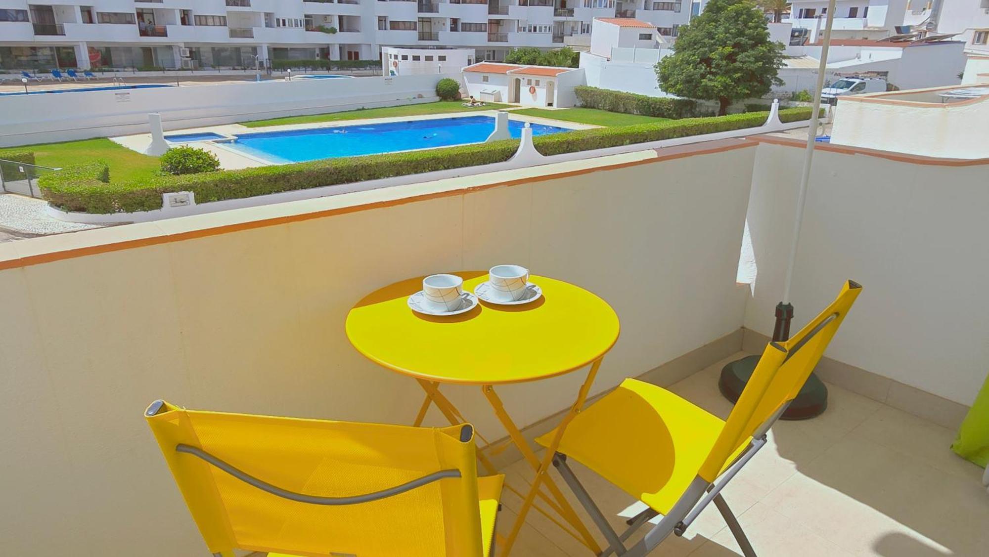 Praia Eulalia With Pool And 5 Minutes From The Beach Албуфейра Екстериор снимка